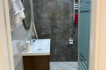 Satılır Yeni Tikili Ukraniya Dairəsida 