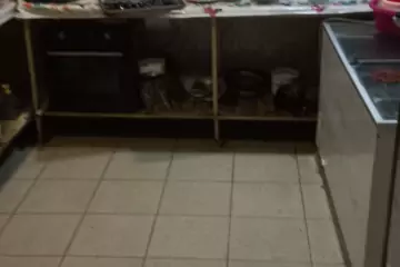 Satılır Obyekt Axundov Bağında 