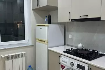 Aylıq Kirayə Köhnə Tikili 28 May Metrosu ətrafında 