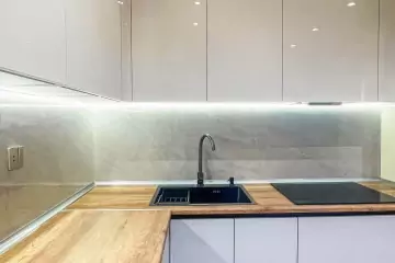 Satılır Yeni Tikili Azərbaycan Dillər Universitetində 