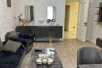 Aylıq Kirayə Yeni Tikili Ağ şəhər Kompleksində 