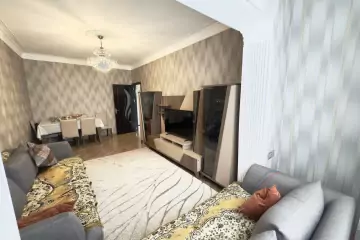 Satılır Köhnə Tikili Gəncə Prospektində 