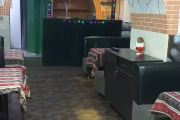 Satılır Obyekt Axundov Bağında 