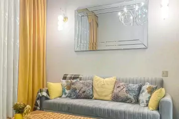 Satılır Yeni Tikili Azərbaycan Dillər Universitetində 