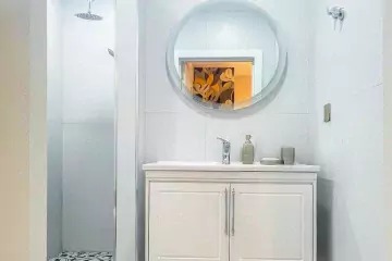 Satılır Yeni Tikili Azərbaycan Dillər Universitetində 