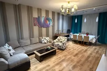 Satılır Yeni Tikili Yeni Yasamalda 