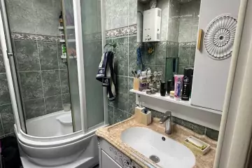 Satılır Köhnə Tikili Yasamalda 