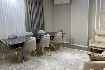 Satılır Yeni Tikili Ukraniya Dairəsida 