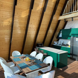 Günlük kirayə 3 otaqlı Villa 200 m², 4 sot  torpaq, Vəndam qəsəbəsi