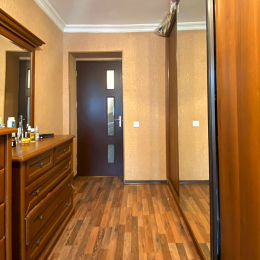 Satılır 2 otaqlı Köhnə Tikili 55 m², Beşmərtəbə