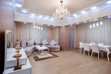 Aylıq Kirayə Yeni Tikili Ağ şəhər Kompleksində 