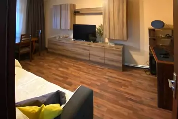 Satılır Köhnə Tikili Beşmərtəbədə 