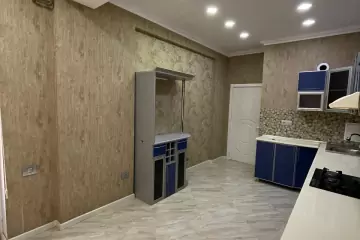 Satılır Yeni Tikili 8-ci Kilometrdə 