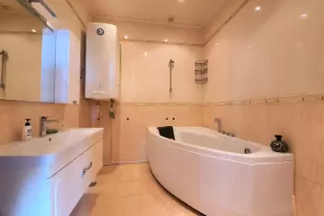 Aylıq Kirayə Ofis Sovetski (советская)da 