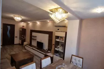 Satılır Köhnə Tikili əmircanda 