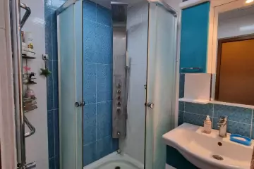 Satılır Köhnə Tikili əmircanda 