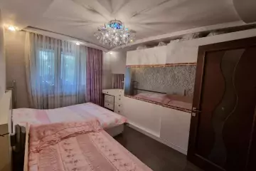 Satılır Köhnə Tikili əmircanda 