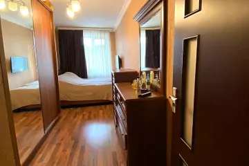 Satılır Köhnə Tikili Beşmərtəbədə 