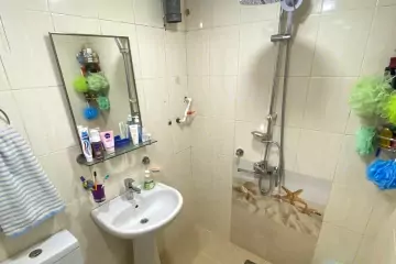 Satılır Köhnə Tikili Beşmərtəbədə 