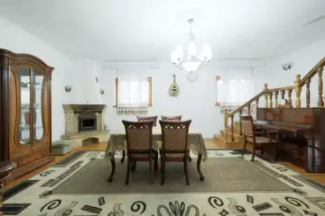 Satılır Bağ Evi Buzovnada 