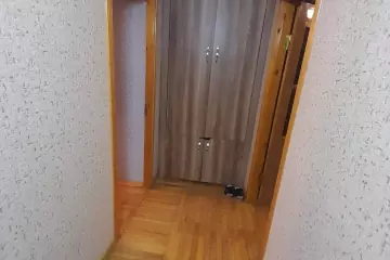 Satılır Köhnə Tikili 8-ci Kilometrdə 