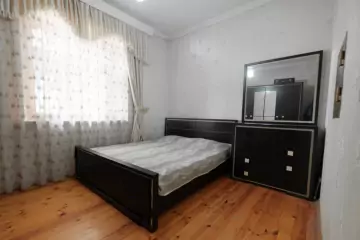 Satılır Bağ Evi Buzovnada 