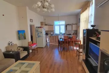 Satılır Həyət Evi Kürdəxanıda 