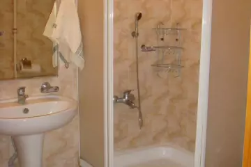 Satılır Köhnə Tikili Yasamalda 