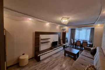 Satılır Köhnə Tikili əmircanda 