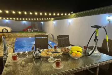 Günlük Kirayə Villa Vəndam Qəsəbəsində 