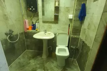 Satılır Köhnə Tikili 8-ci Kilometrdə 