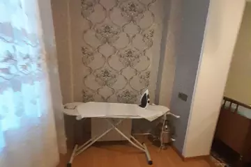 Satılır Köhnə Tikili 8-ci Kilometrdə 