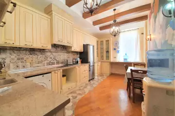 Aylıq Kirayə Ofis Sovetski (советская)da 