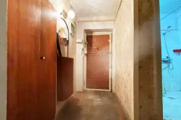 Satılır Köhnə Tikili Elmler Akademiyasıda 