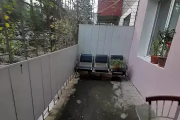 Satılır Köhnə Tikili 8-ci Kilometrdə 