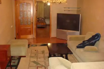 Satılır Köhnə Tikili Yasamalda 