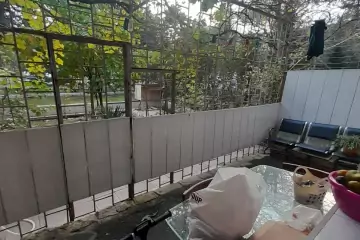 Satılır Köhnə Tikili 8-ci Kilometrdə 