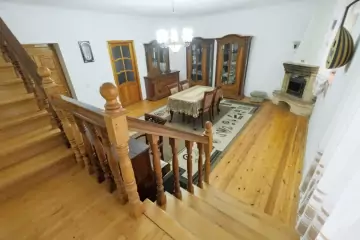 Satılır Bağ Evi Buzovnada 