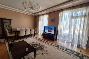 Satılır Yeni Tikili Gənclikdə 