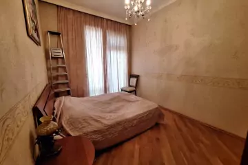 Satılır Yeni Tikili Gənclikdə 