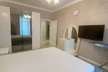 Aylıq Kirayə Yeni Tikili Grand Hayatda 