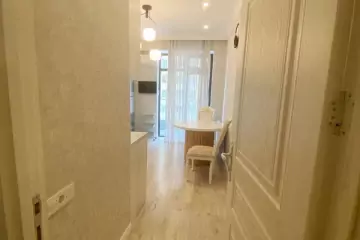 Aylıq Kirayə Yeni Tikili Grand Hayatda 