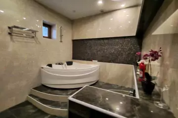 Satılır Həyət Evi Zabrat Qəsəbəsida 