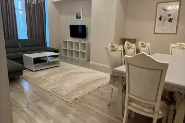 Aylıq Kirayə Yeni Tikili Grand Hayatda 