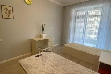 Aylıq Kirayə Yeni Tikili Grand Hayatda 