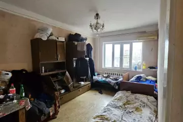 Satılır Köhnə Tikili Nəsimi Bazarında 