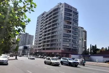 Satılır Yeni Tikili Gənclikdə 