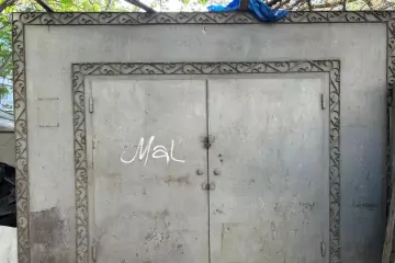 Satılır Köhnə Tikili Gənclik Mallda 