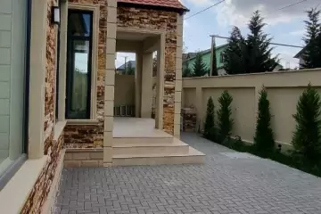 Satılır Bağ Evi Buzovnada 