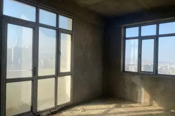 Satılır Yeni Tikili 9-cu Mikrorayonda 